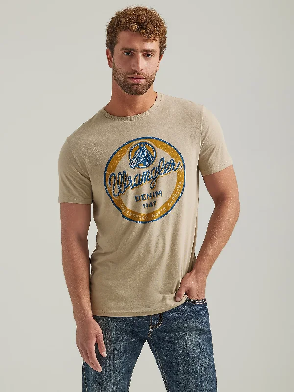 Men's relaxed casual t-shirt-Men's Wrangler Logo T-Shirt #112339559