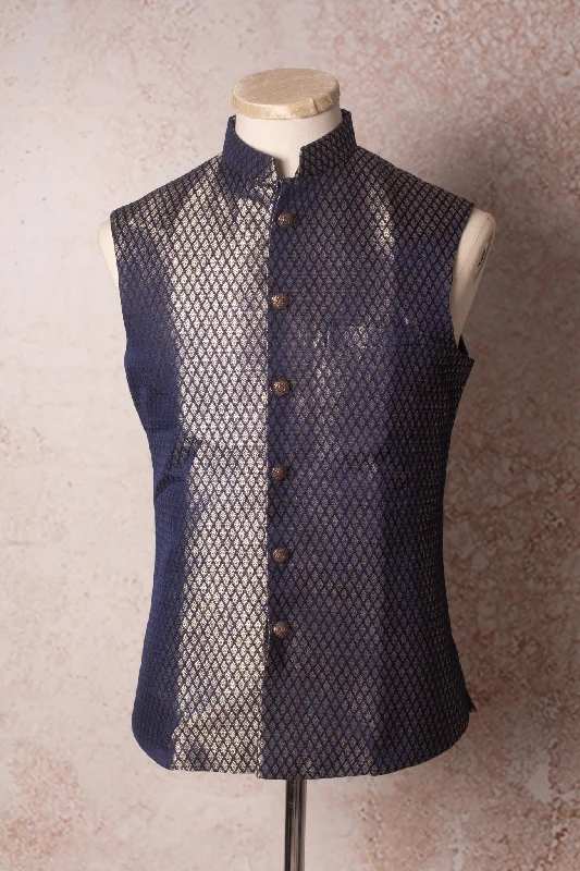 Brocade waistcoat D9S_321