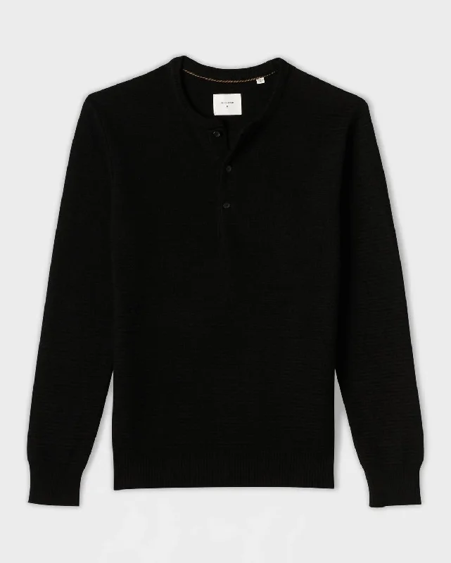 Men's regular fit sweater-Men's Textured Sweater Henley In Black