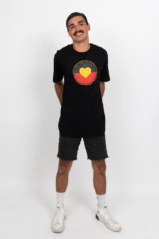 Men's fashion fit t-shirt-Proud Heart Black Cotton Crew Neck Unisex T-Shirt