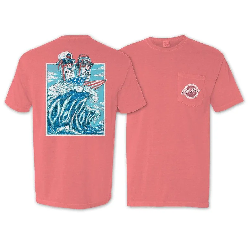 Men's relaxed casual t-shirt-Bad Day To Be A Beer Surf's Up Pocket Tee