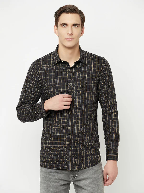 Men's pre-washed casual wear shirt-Men's Black Casual Medium Checks Full Sleeve Shirt