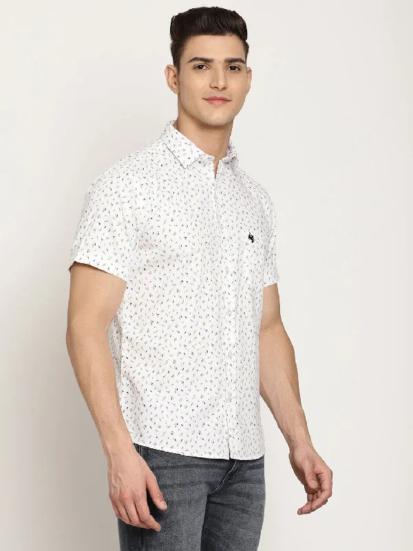 Men's tech-fabric casual wear shirt-Men's White Casual Floral Print Half Sleeve Shirt