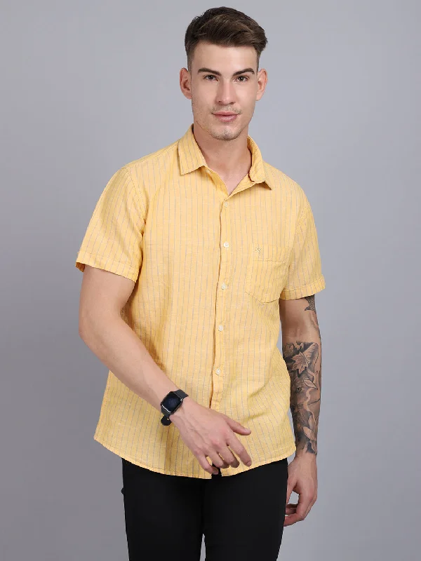 Men's breathable travel wear shirt-Men's Lemon Yellow Casual Thin Stripe Half Sleeve Shirt