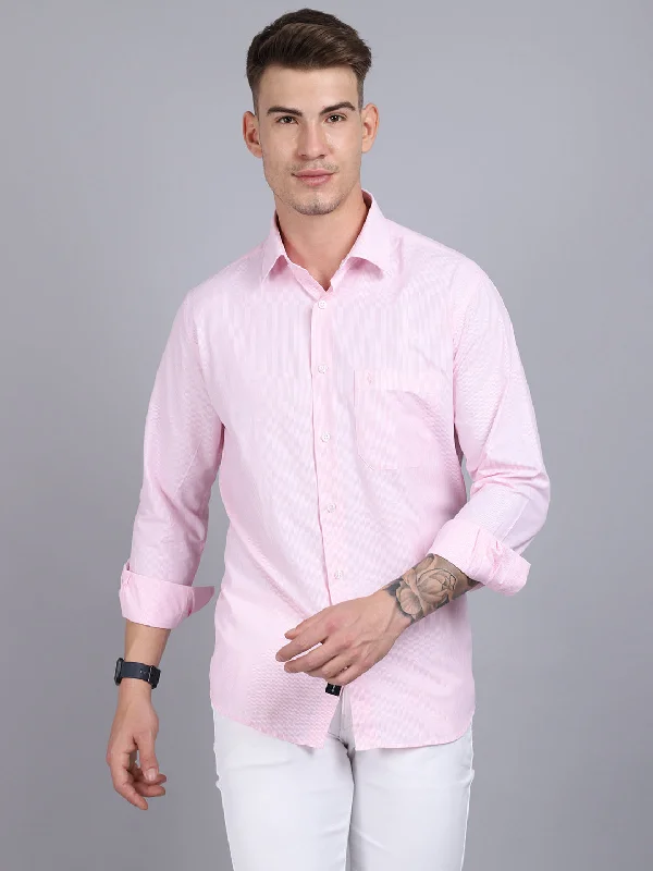 Men's wrinkle-resistant travel wear shirt-Men's Light Pink Formal Small Checks Full Sleeve Shirt